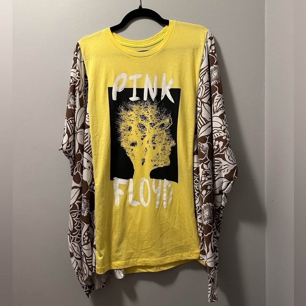 Hand Crafted Yellow and Brown Graphic Top - Picture 4 of 4